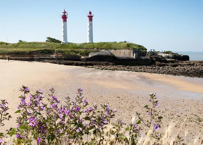 La Miniardise - Maison Dans Le Village Дом отдыха